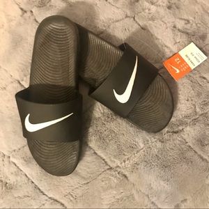 Nike Men’s Slide 12